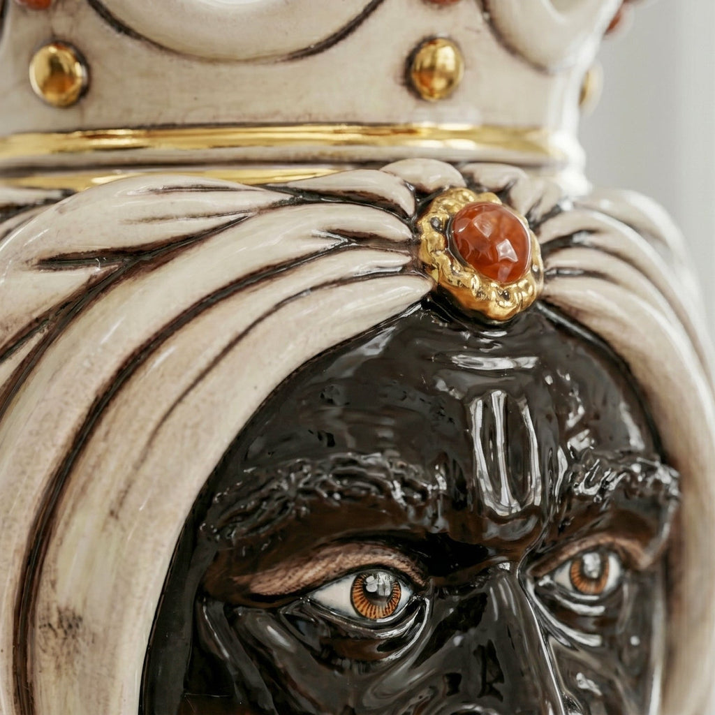 Testa di Moro with Turban, Moor Male, antique mother of pearl gold and lustre, pure gold. Ceramiche Sofia, Caltagirone