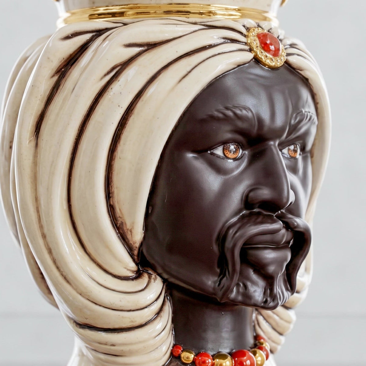 Testa di Moro with turban, matte Moor male, antique mother of pearl, gold and lustre. Ceramiche Sofia, Caltagirone