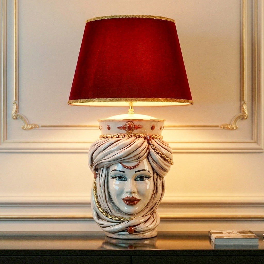 Tuareg Testa di Moro Lampe mit Krone H 70 cm (Keramik H 40 cm, Stoffschirm Ø 45 cm), Frau, Antikes Perlmutt Gold und Lüster