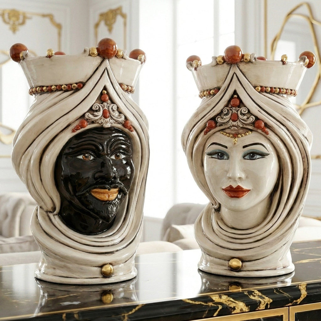 Testa di Moro con Turbante, Donna, Madreperla Antichizzato Oro e Lustri, oro zecchino. Ceramiche Sofia, Caltagirone