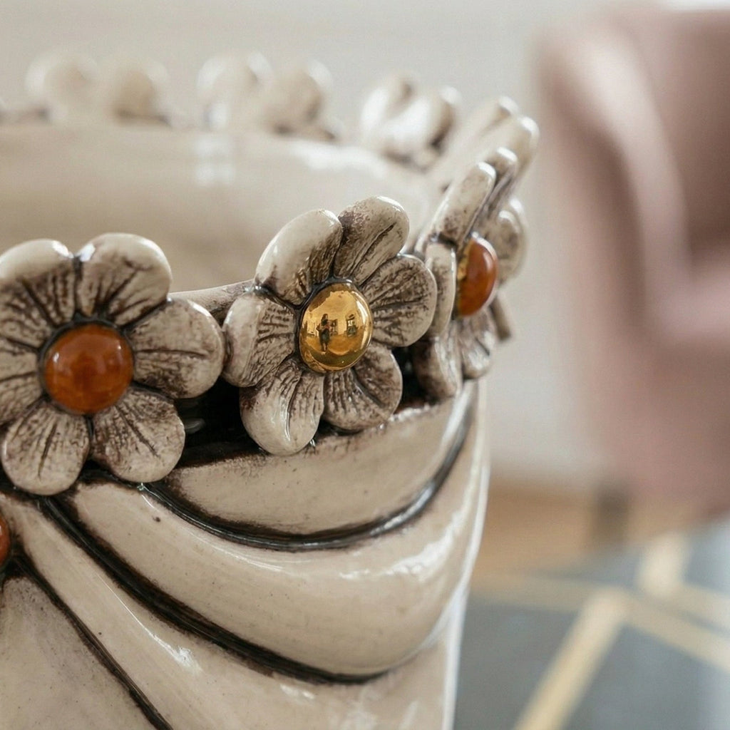 Zahira Head with Flowers, Man, Antique Mother of Pearl Gold and Lustre, pure gold. Ceramiche Sofia, Caltagirone