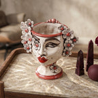 Testa di Moro mit Blumen, Frau, Perlmutt, Gesicht, Lippen. Ceramiche Sofia, Caltagirone