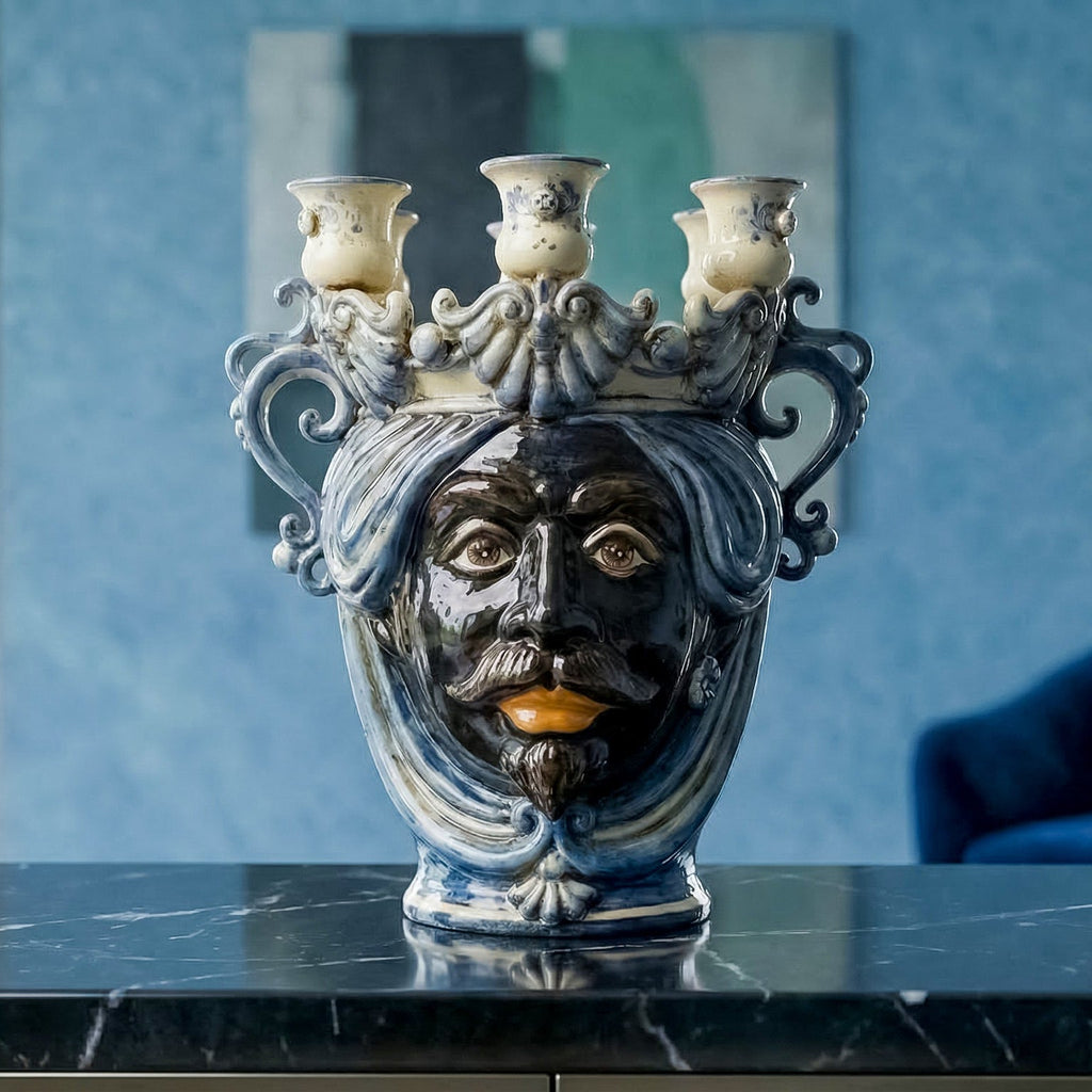 Testa di Moro a Candeliere, Maschio Moro, Mono Blu. Ceramica siciliana di Caltagirone, Sofia