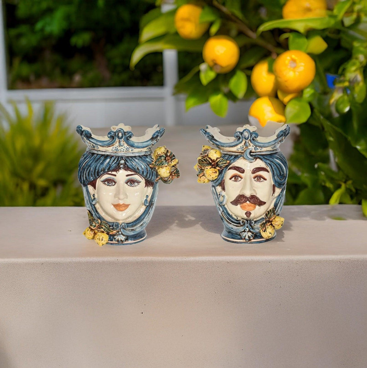 Head h 25 with lemons, Mono Blue, white male, Ceramiche di Caltagirone Sofia