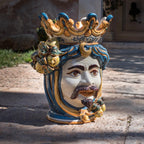 Testa di moro maschile ceramiche caltagirone fatti a mano, dettagli blu, arancio e limoni